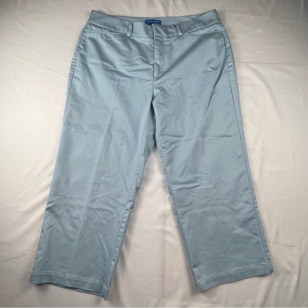 Dockers Light Blue Capris size 12